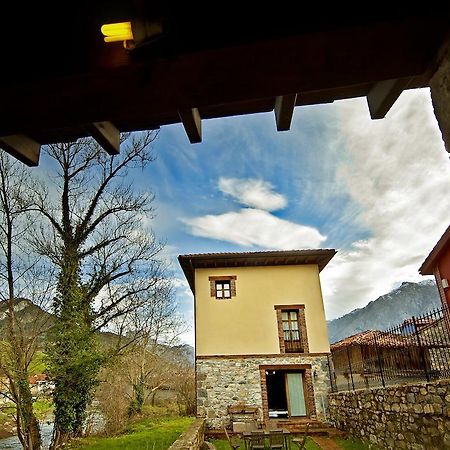 La Indiana Guest House Poo  ภายนอก รูปภาพ