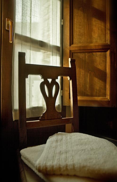 La Indiana Guest House Poo  ภายนอก รูปภาพ